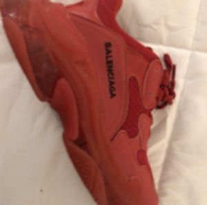 Balenciaga runners size 40/ men 8